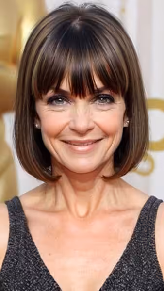 How to Maintain a Bangs for Over 40 in 2026