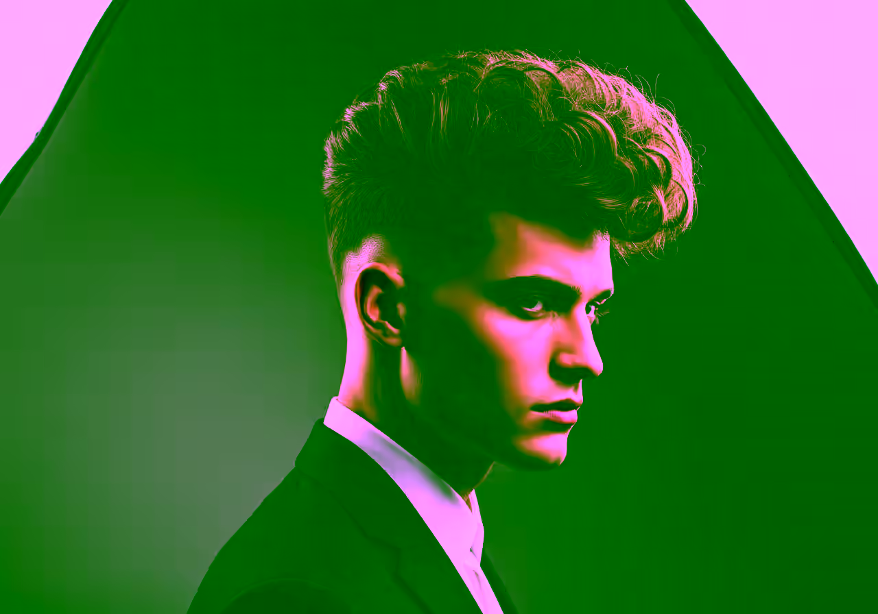 Curly Pompadour — curly hairstyle for men in 2026