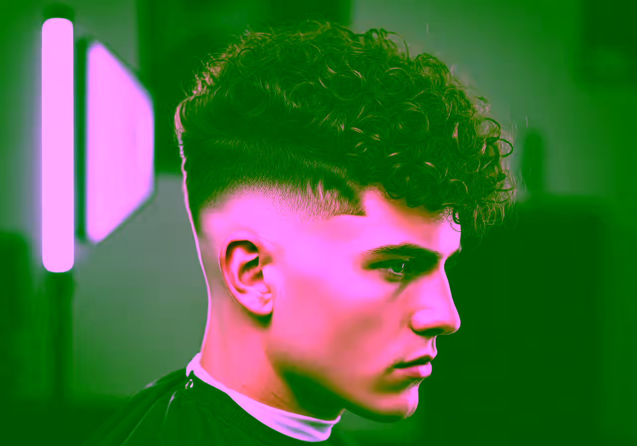 Curly Skin Fade — curly hairstyle for men in 2026