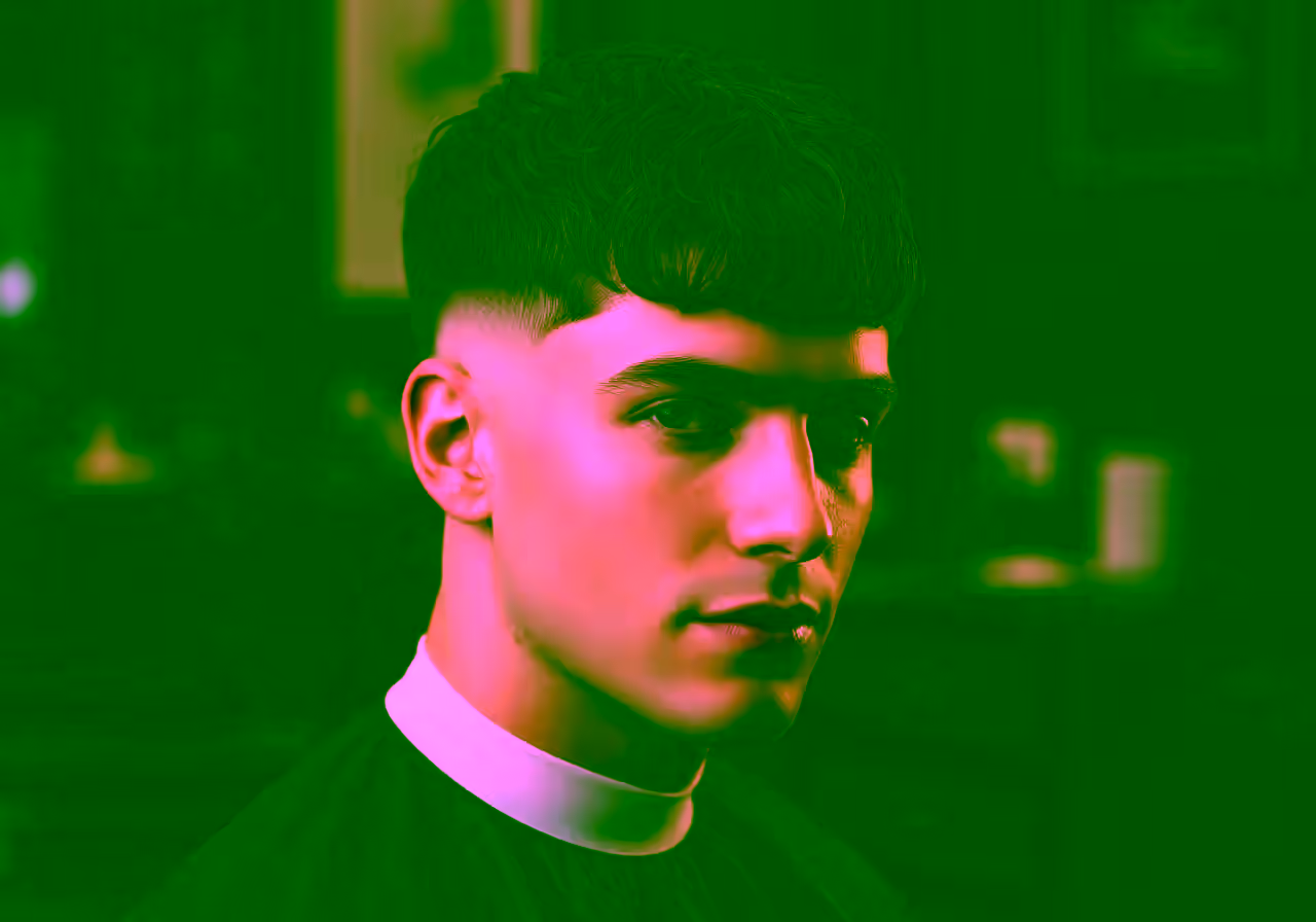 Textured Crop Low Fade — textured crop haircut for men in 2026